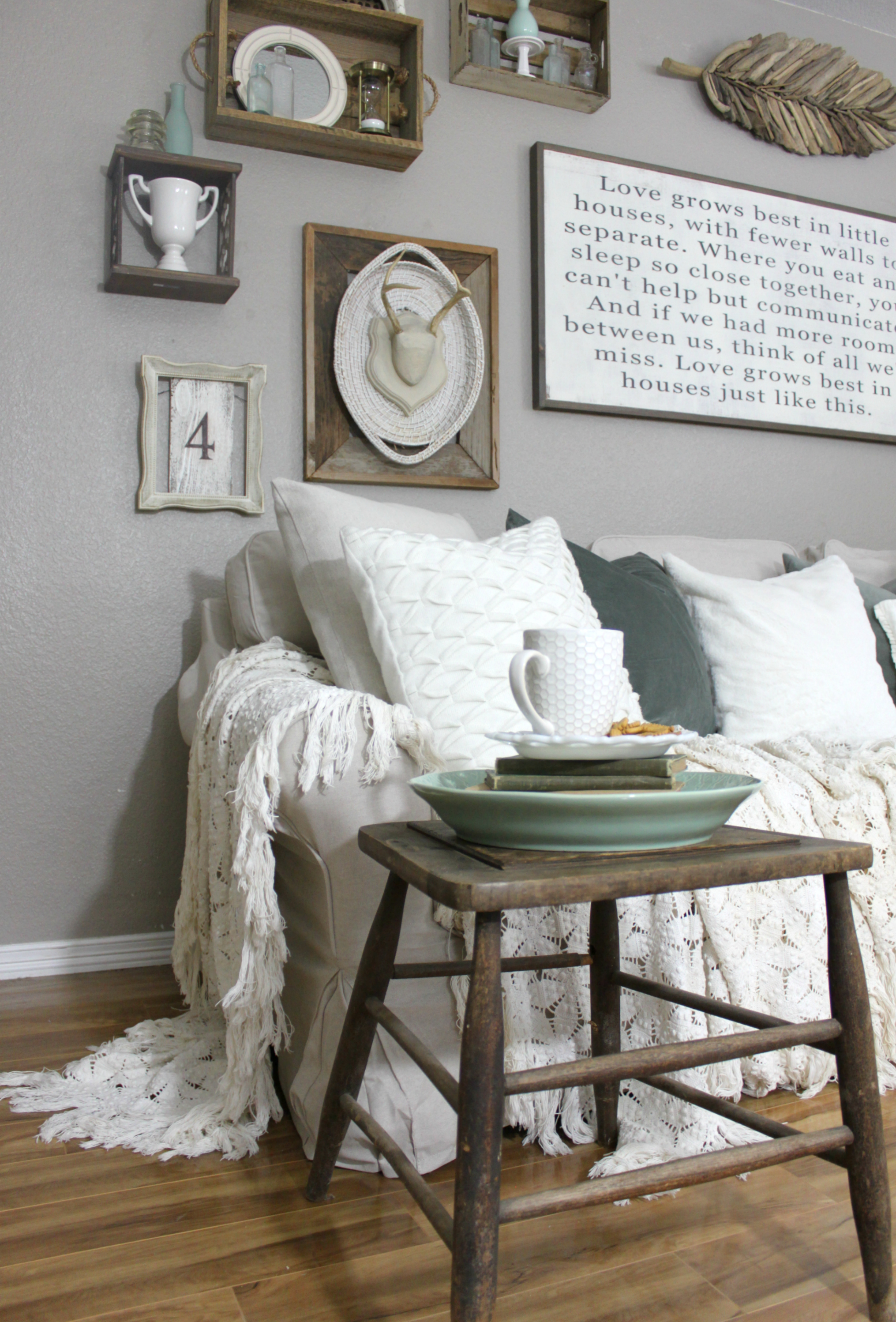 How to Add a Pop of Color to Neutral Decor | An Inspired Nest